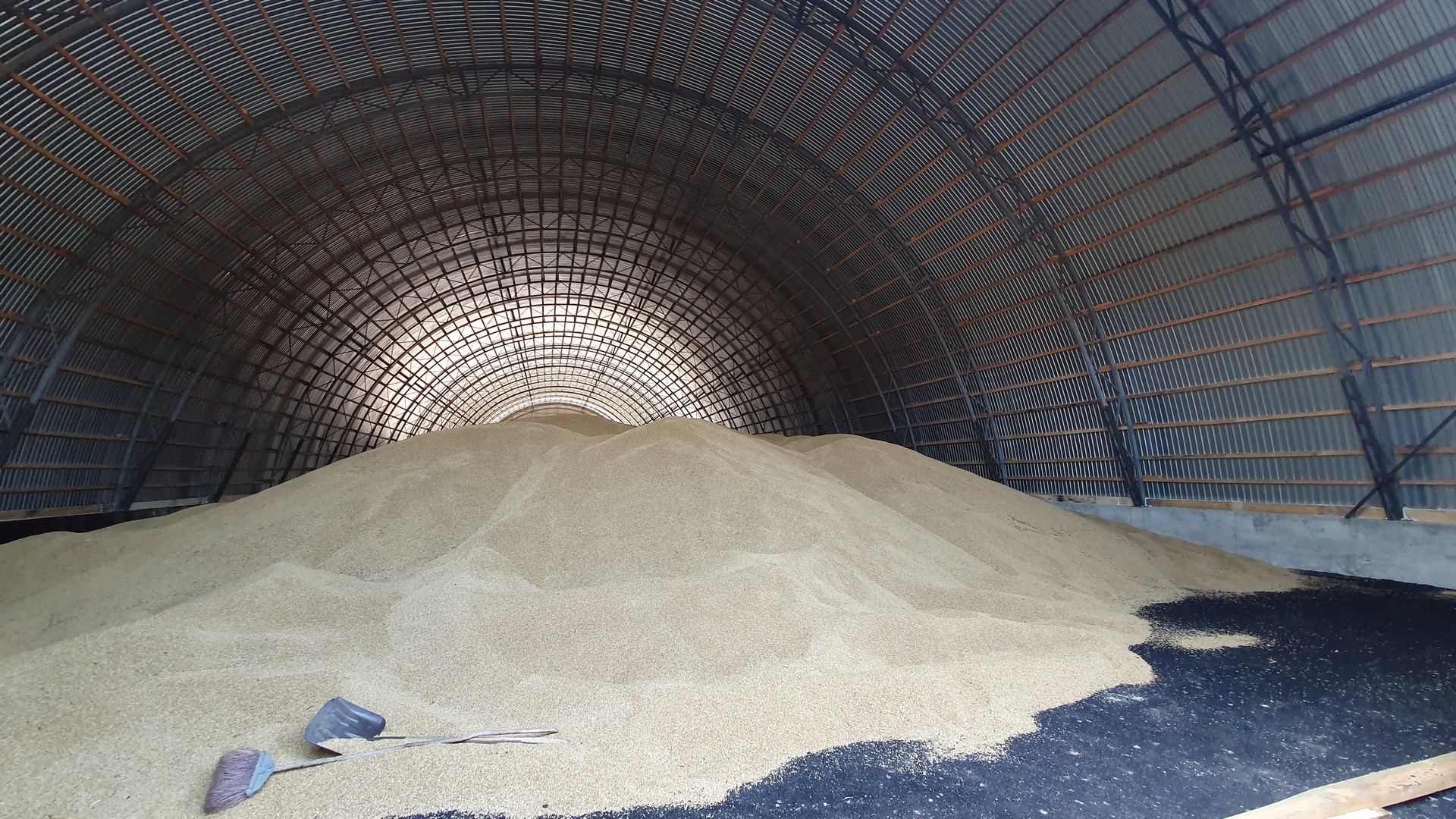 Ангары для зерноскладов