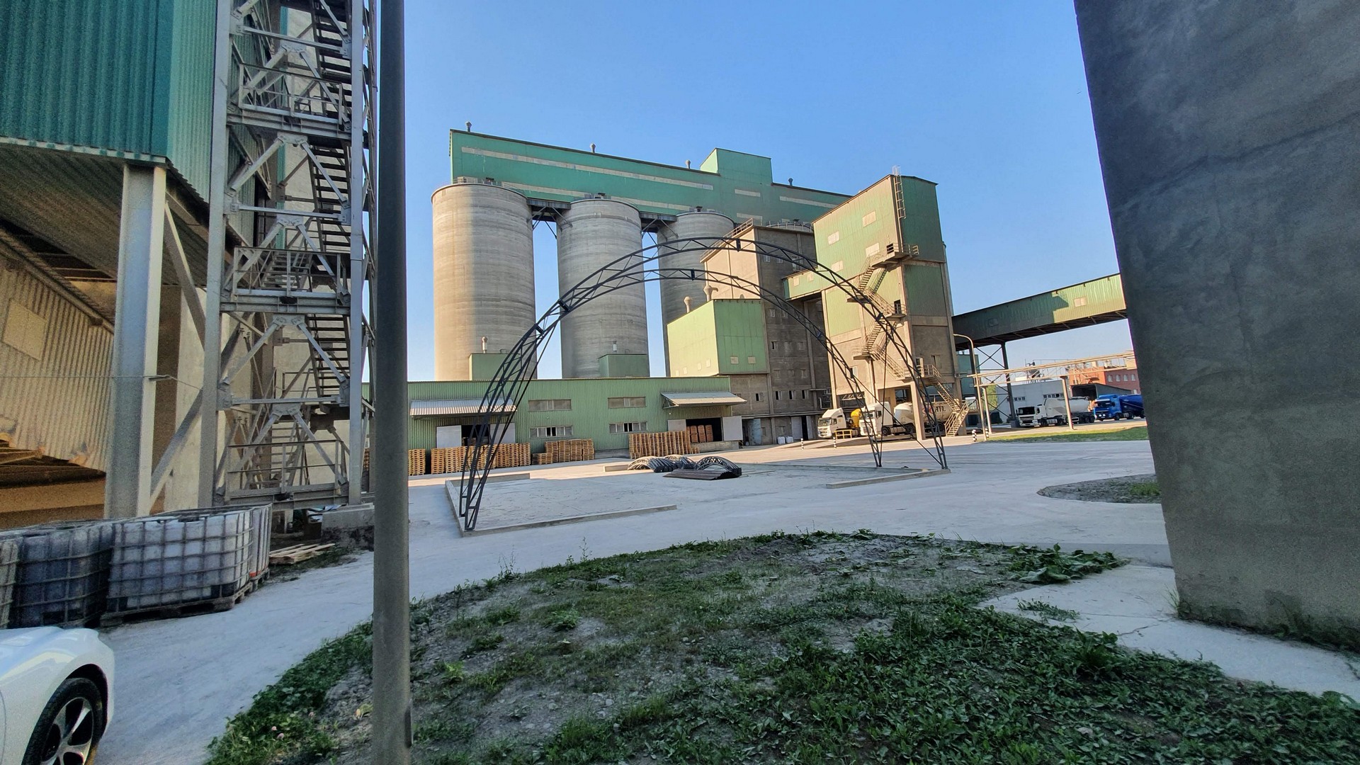 Ангар для "Азия Цемент"