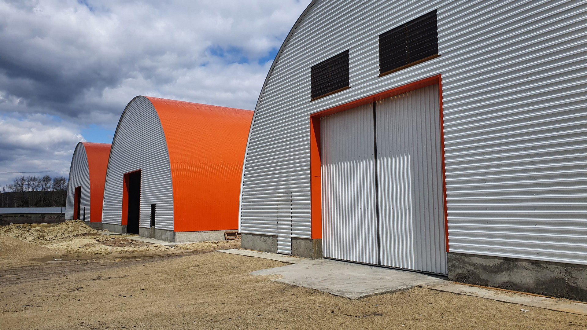 Ангарный комплекс для мебельной компании "Квартет"